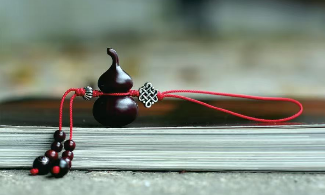 小小葫芦，为何会让修道之人爱不释手？它的作用又有多少呢？