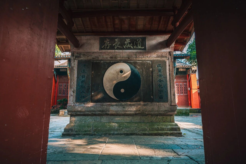 丙午马年方位宜忌：循道藏古训，获岁君赐福